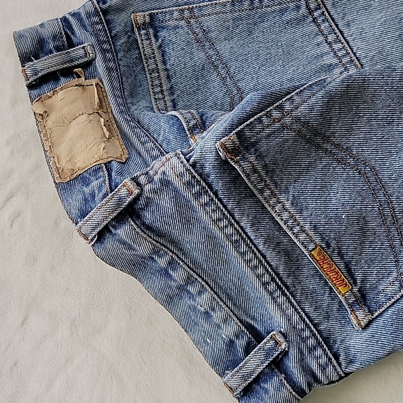 💙 JORDACHE VINTAGE CUTOFF FRAYED DISTRESSES SUMMER DENIM HIGHWAISTED SHORTS - Picture 8 of 8